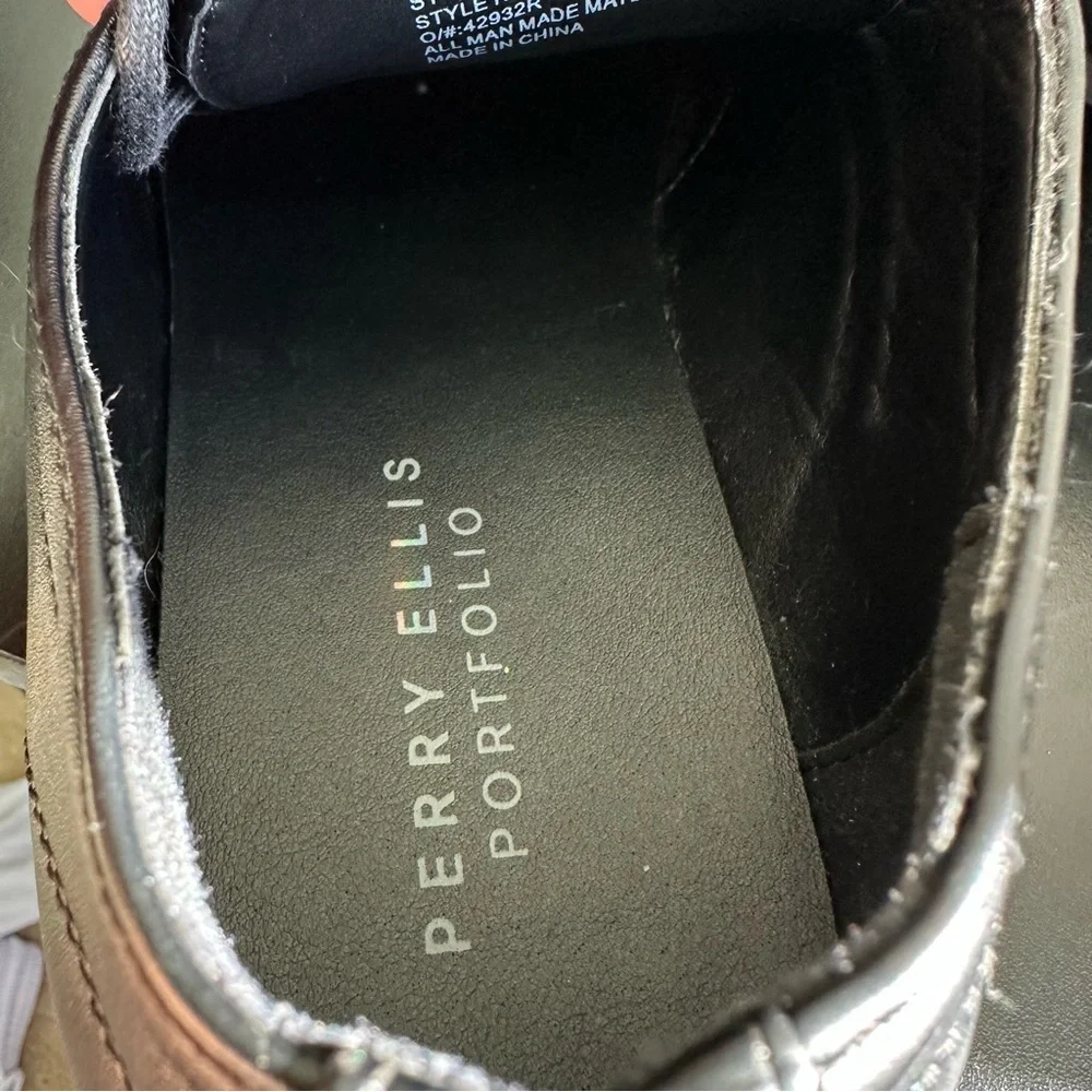 Perry‎ Ellis Portfolio Men's Classic Black Oxfords Size: 9.5
